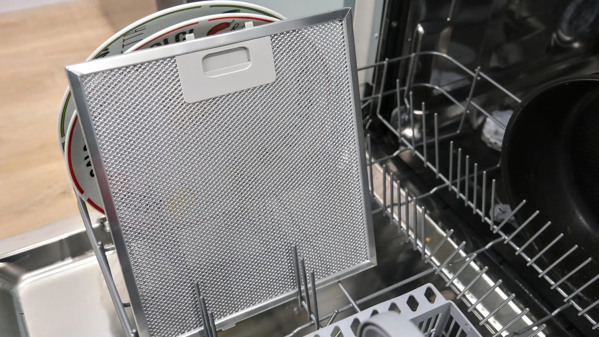 Can Cooker Hood Filters Go in the Dishwasher