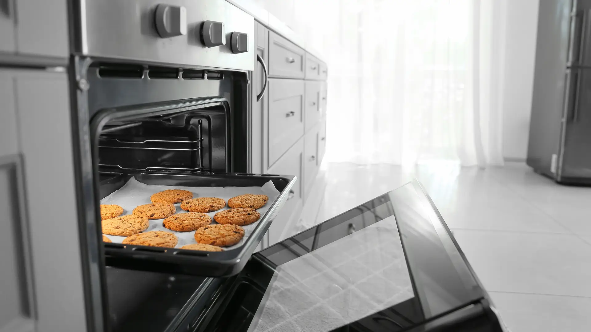 The Ultimate Guide on How Ovens Work to Cook Food