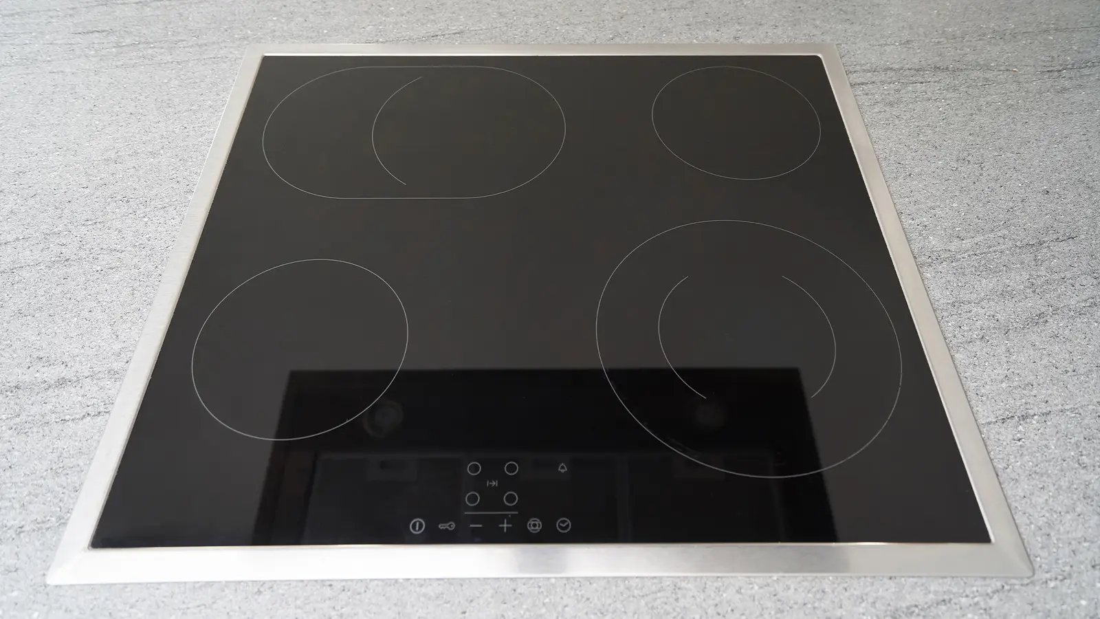 Bridge Zones on Induction Hobs Explained – Cook Big Pans Evenly
