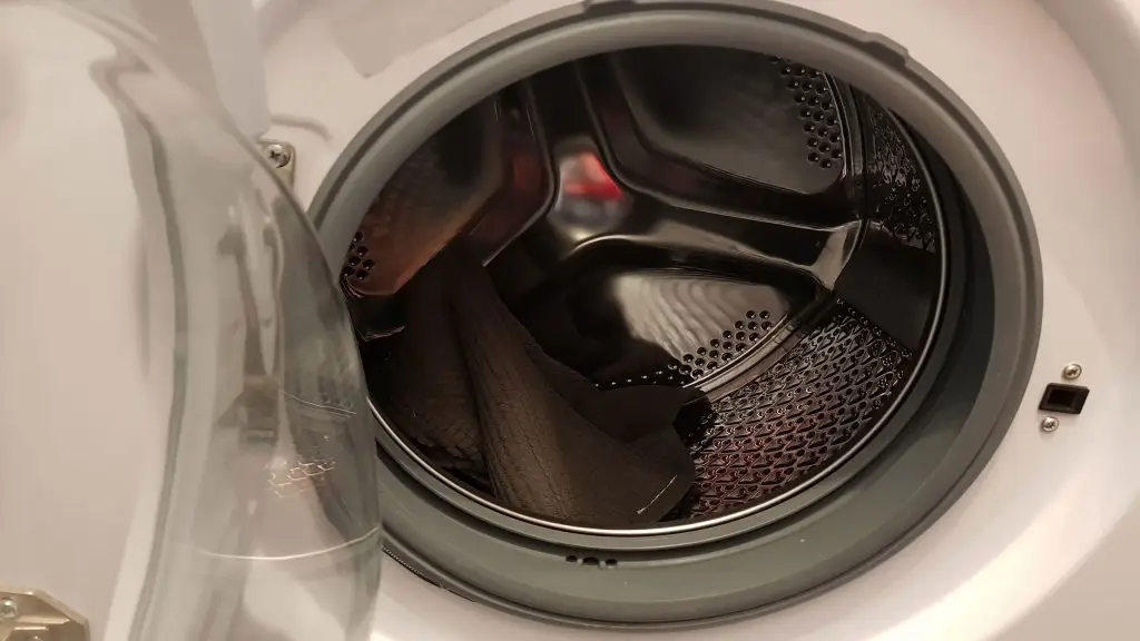 Should You Leave the Washing Machine Door Open After Use