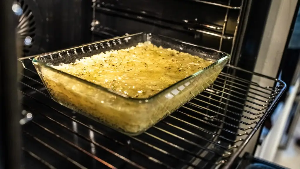 Pyrex Dish in Oven Cooking