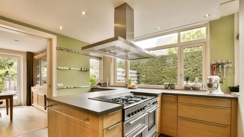 How to Reduce Cooking Smells in an Open-Plan Kitchen